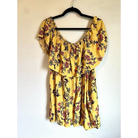 Torrid off the shoulders floral yellow top size 4 Bloomcore Flowy - Picture 2 of 10